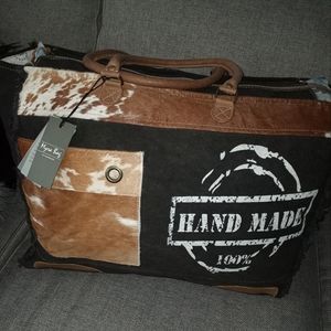 Myra weekend bag NWT